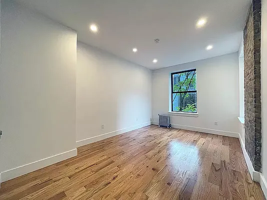 Rented by Bohemia Realty Group | media 5