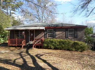 311 Sunnyglen Dr, Greer, SC 29651