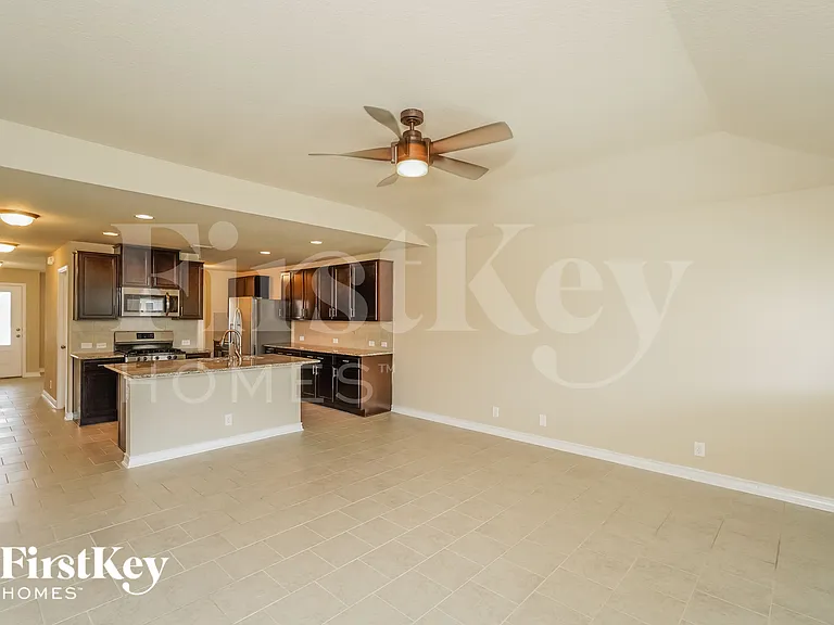 8715 Ritter Ldg — Photo 4