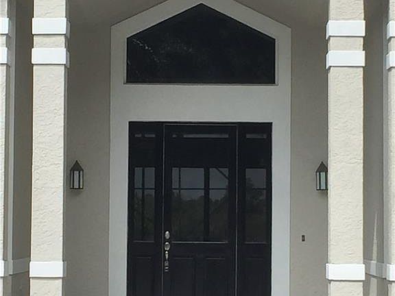 4th image of 1196 SW Squire Johns Ln