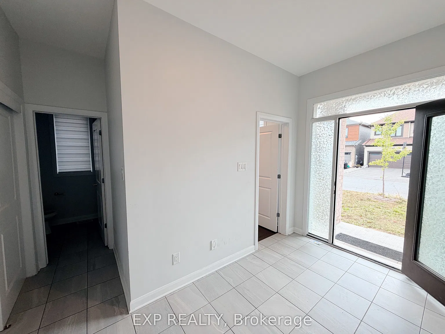6 bed, $3,900 — Photo 3