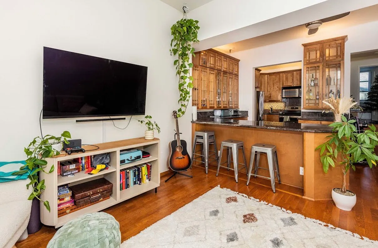 1 bed, 680 sqft, $5,600 — Photo 2