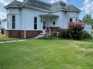 729 4th St, Plainville, IN