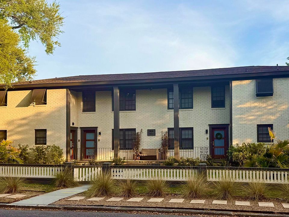 1st image of 171 3rd Ave #4