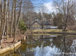 3706 64th St, Holland, MI 49423