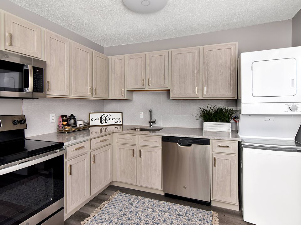 Encore 99 99 Hemingway Ave East Haven, CT Zillow Apartments for Rent in East Haven