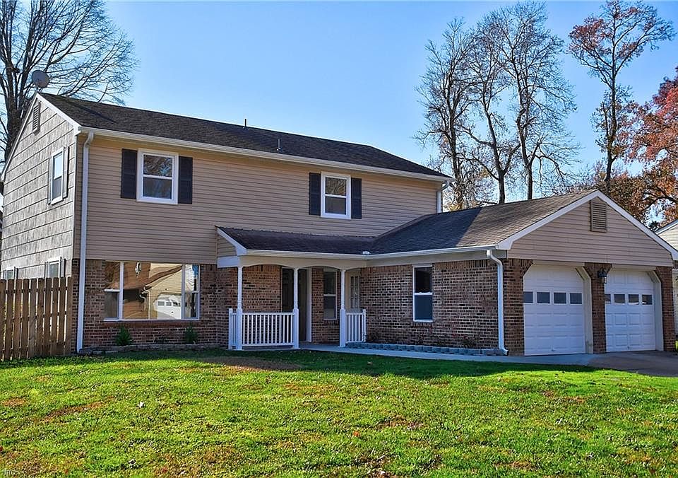 1st image of 3821 Amberley Forest Pl