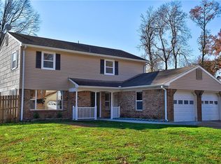3821 Amberley Forest Pl, Virginia Beach, VA 23453