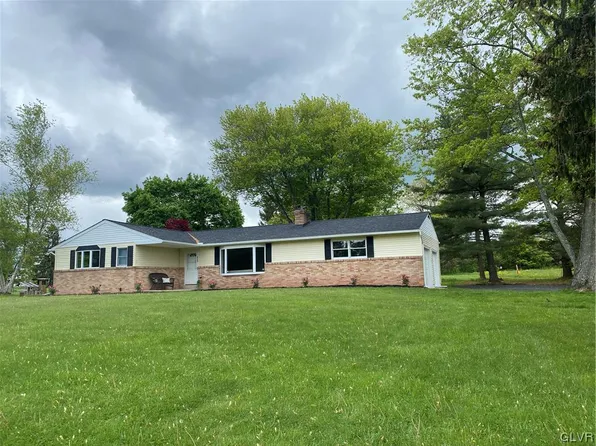4240 Township Line Rd, Harleysville, PA 19438