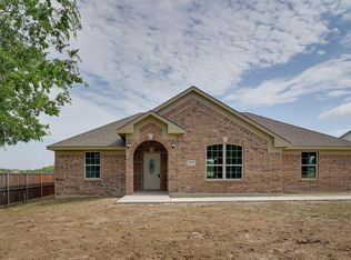 326 Rock Glen St, Desoto, TX 75115