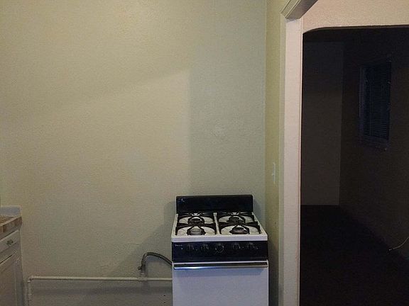 2nd image of 407 W San Ysidro Blvd #5