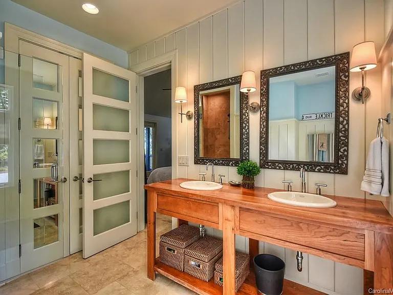 Master bath