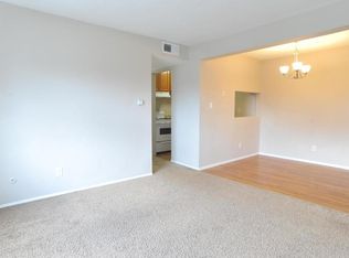 602 E McKinley Rd APT 3B, Ottawa, IL 61350