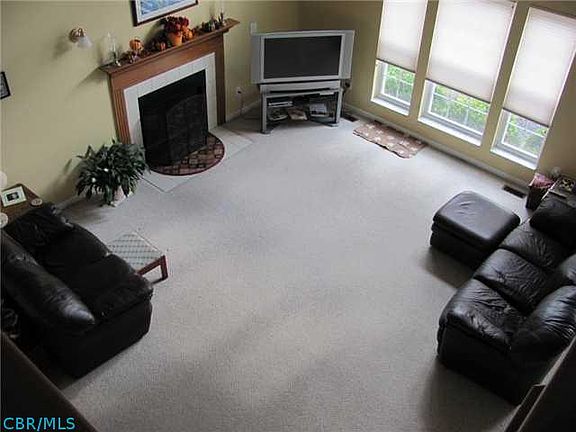 2nd image of 4190 Bryson Cove Cir