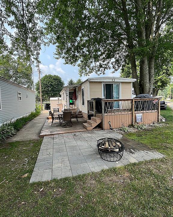 1st image of 5874 N Bahr Dr