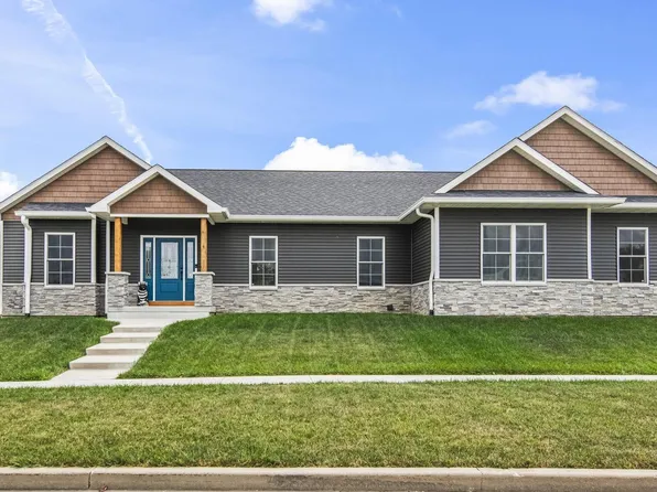 5500 Legacy Ln, Springfield, IL 62711