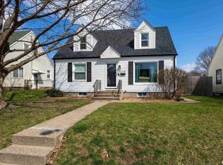 2615 Pacific St, Davenport, IA 52804