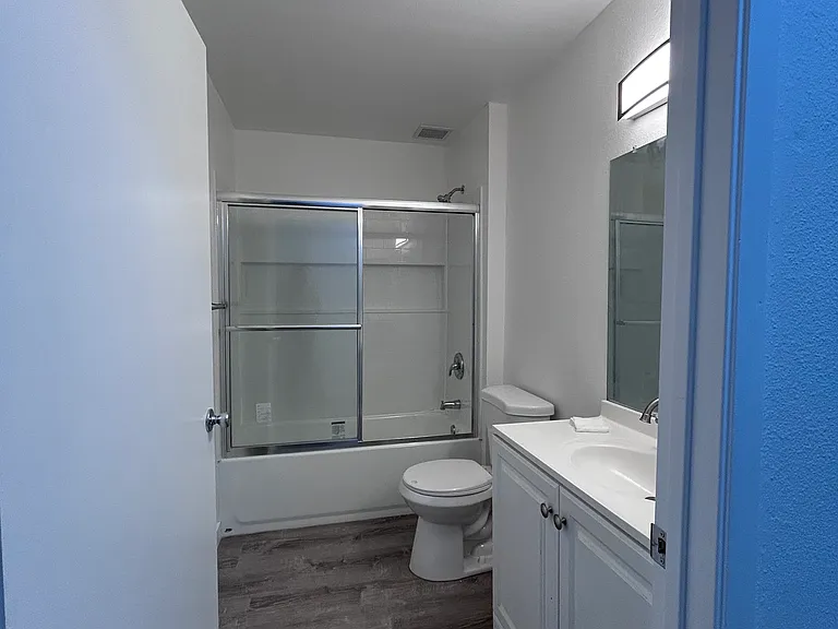 180 Las Flores Dr — Photo 16