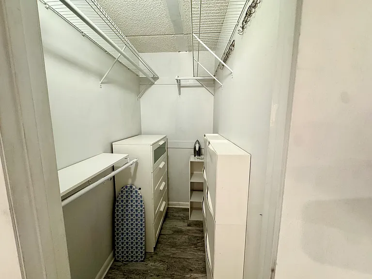 221 13th Ave N #102 — Photo 18
