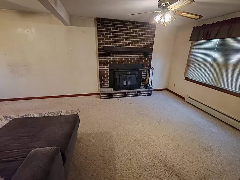 2028 Kim Dr — Photo 6