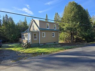 8 Wilcox Rd, Cary Plt, ME 04471