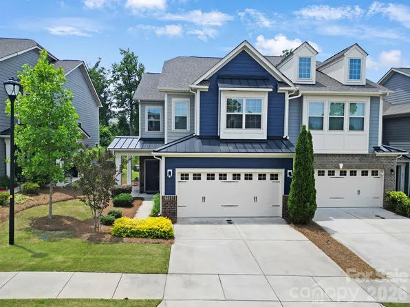 637 Amber Meadows Way, Tega Cay, SC 29708