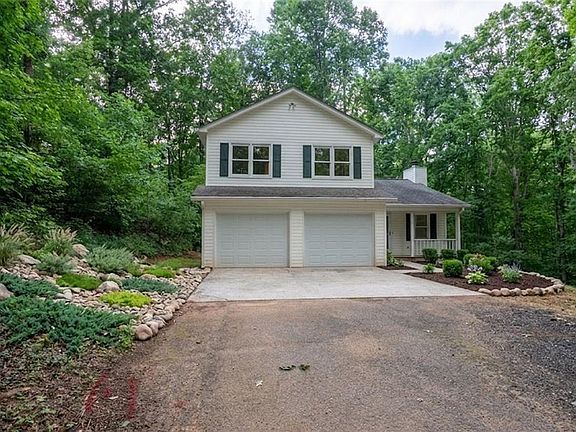 2nd image of 64 Hickory Ln