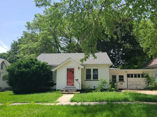 512 SW 2nd Ave, Galva, IL 61434
