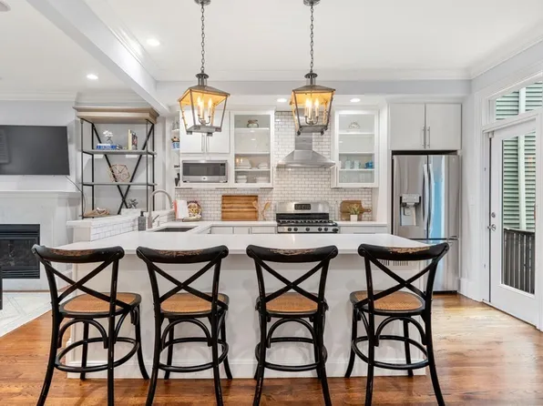 46 Pleasant St #1, Boston, MA 02129