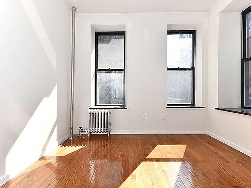 1st image of 144 Orchard St APT 1B