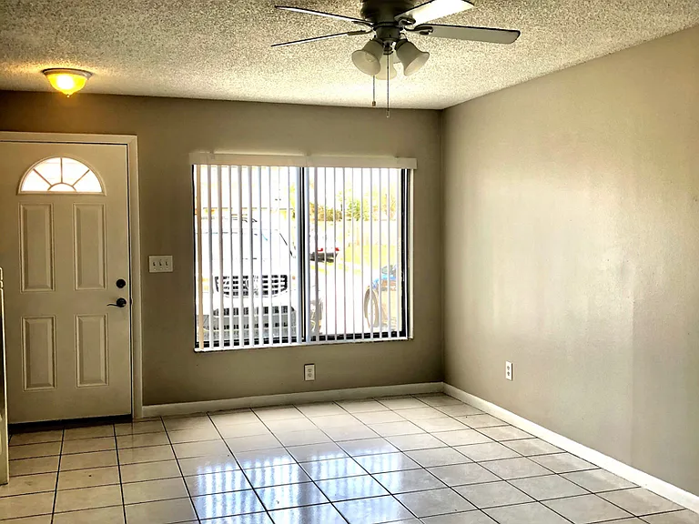 12324 Fox Hound Ct #1 — Photo 7