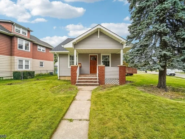 119 Colfax Ave, Pompton Lakes Boro, NJ 07442