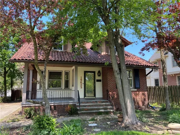 19625 Chagrin Blvd, Shaker Heights, OH 44122