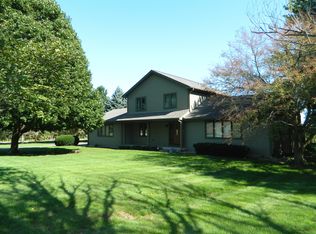 4S003 Hazelcrest Dr, Sugar Grove, IL 60554