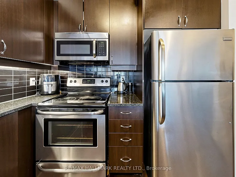 8110 Birchmount Rd #717E — Photo 24