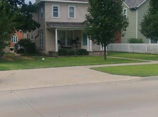 202 E 1st St, Abilene, KS 67410
