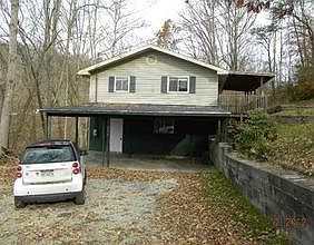 2nd image of 112 Northstar Ln