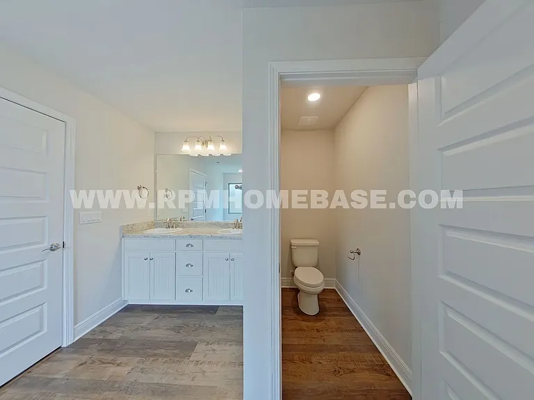 5820 Crestlake Dr — Photo 10