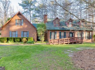 245 Greenfield Cir, Fayetteville, GA 30215