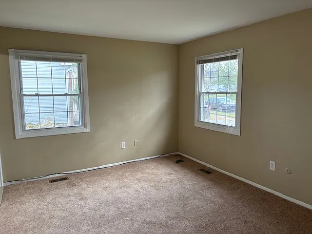 70 Eddington Ln — Photo 22