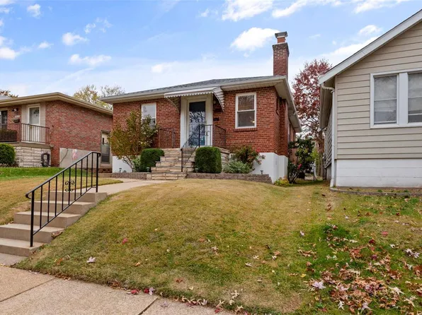 5611 Murdoch Ave, Saint Louis, MO 63109