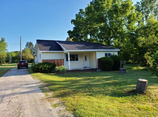 6918 Lapeer Rd, Clyde, MI 48049