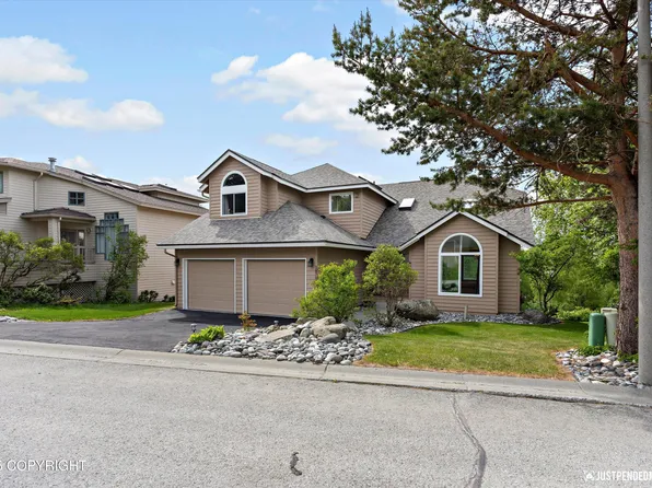 18704 Snowy Plover Cir, Anchorage, AK 99516