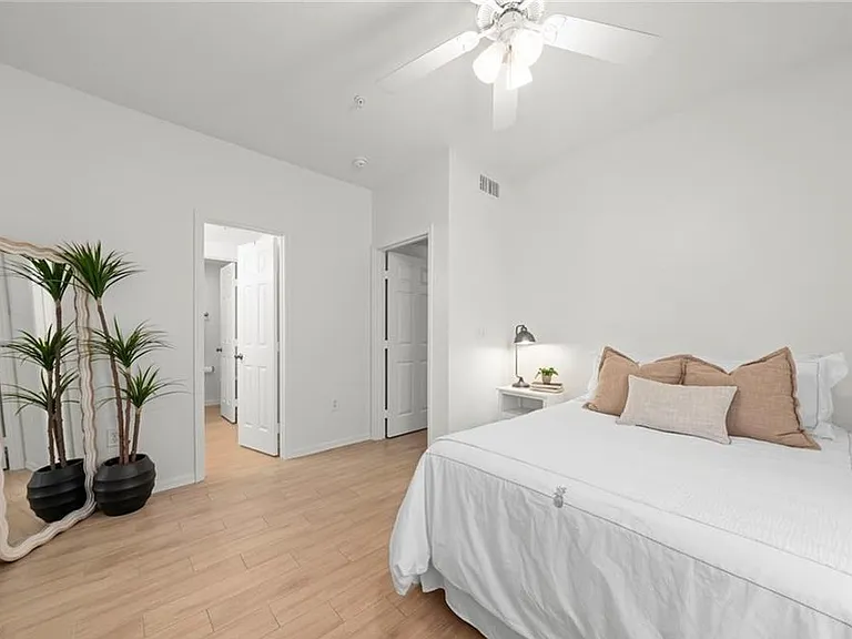 23500 Walden Center Dr #206 — Photo 20
