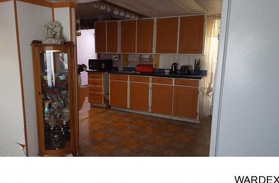 3rd image of 406 Wilshire Ave