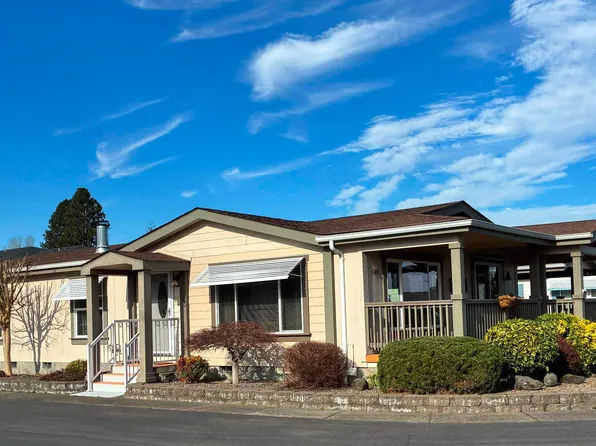 663 Royalty Cir NE, Salem, OR 97301