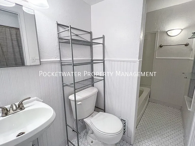 2207 Tulip St — Photo 16