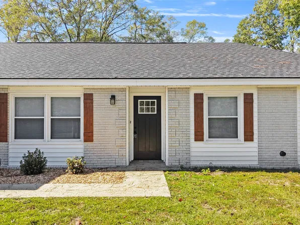 1240 Chalk Hill Rd, Tallassee, AL 36078
