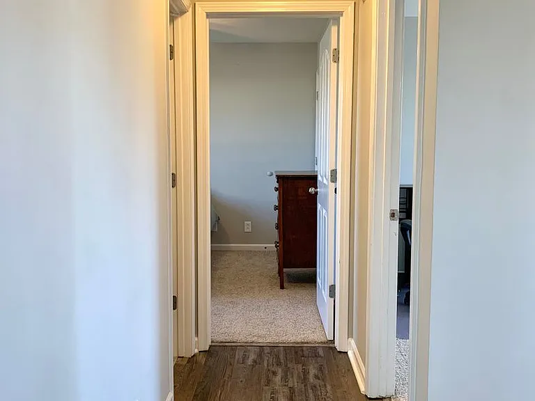 556 Oakmont Dr — Photo 12