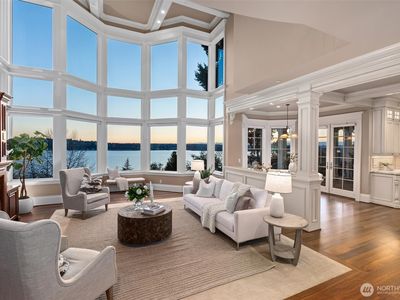8071 West Mercer Way, Mercer Island, WA, 98040